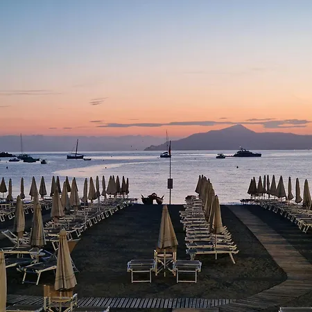 Nettuno 4*
