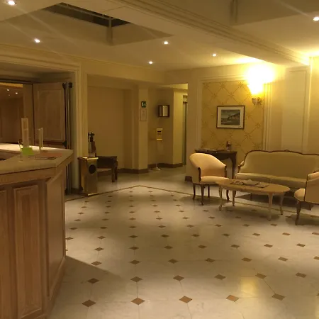 Nettuno 4* 세스트리레반떼