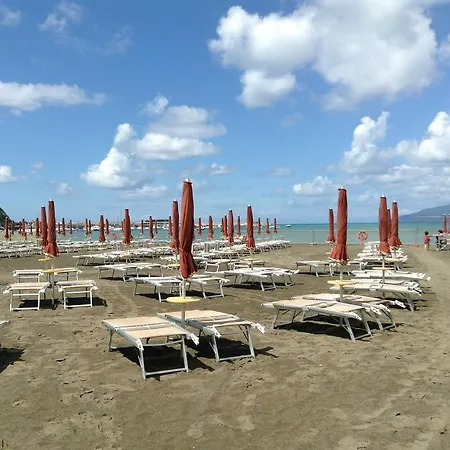 Nettuno Отель