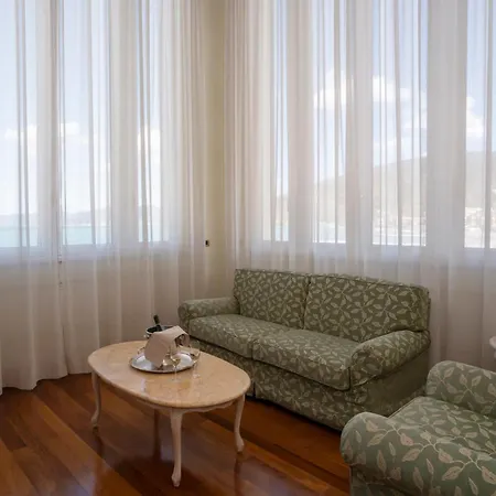 Otel Nettuno 4*