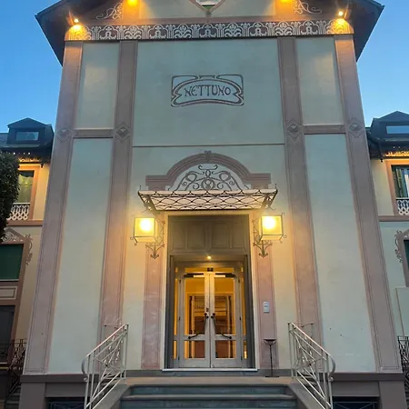 Ξενοδοχείο Nettuno 4*
