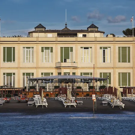 Nettuno Отель Сестри-Леванте