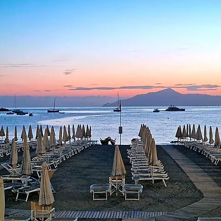 Nettuno Hotel 4*