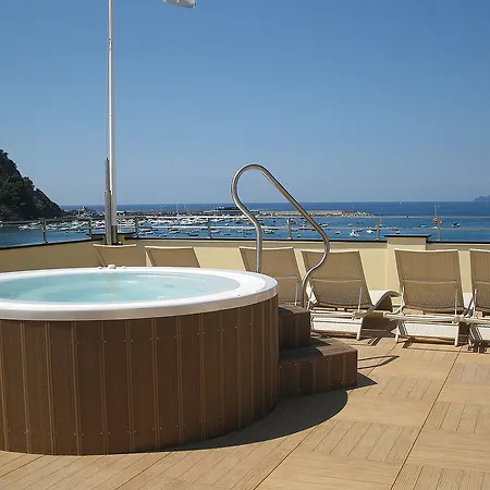 Nettuno Hotel 4*